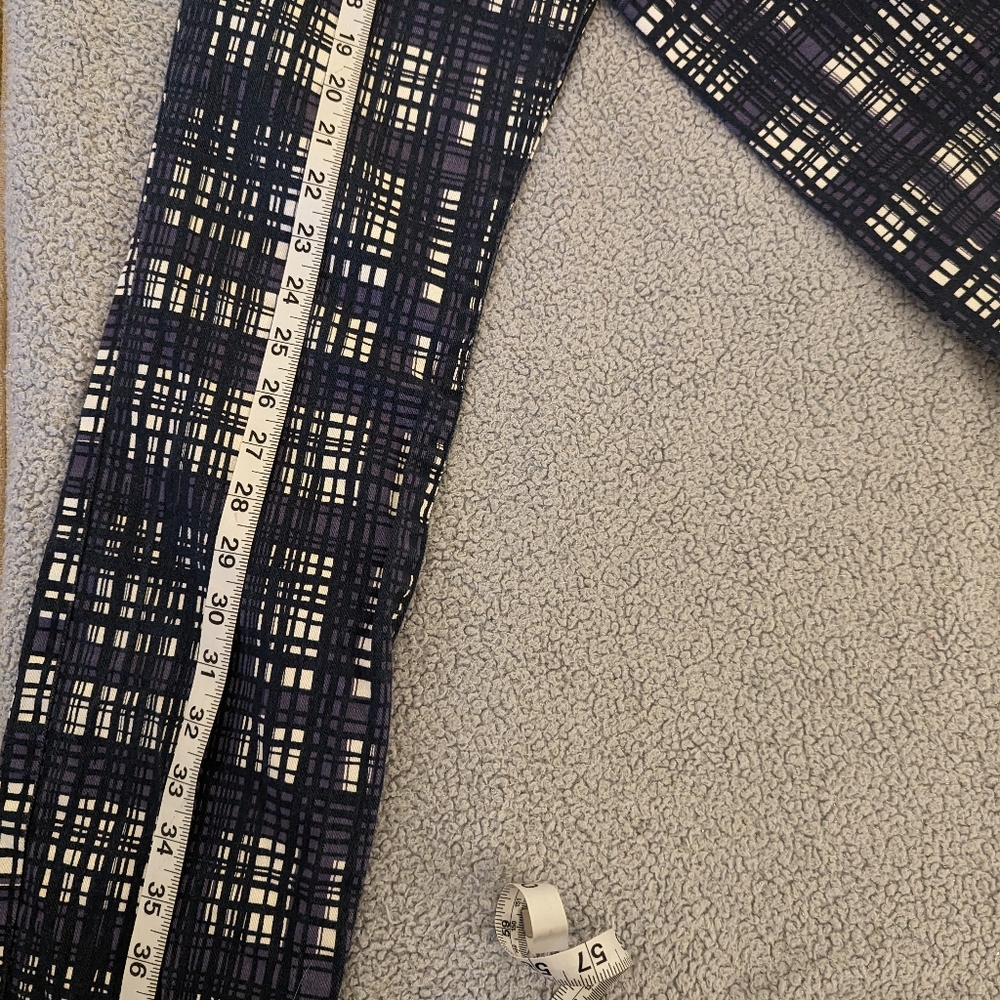 Tory Burch Connor Tab Front Skinny Jeans - Picture 3 of 12